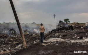 Un Boeing malaisien abattu en Ukraine
