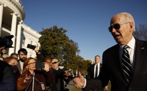 Ukraine : Biden exclut de livrer des avions de combat, pas Macron