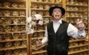 Editoweb Insolite: Sherlock Holmes, Churchill et le pédaleur du monde