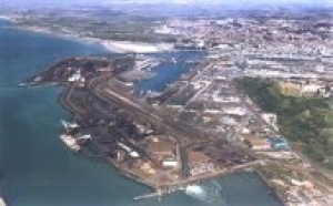Boulogne-sur-Mer: des fileyeurs bloquent le port 