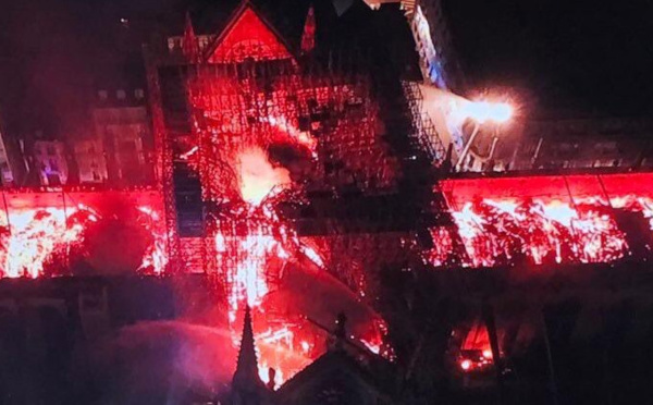 ​L’incendie de Notre-Dame de Paris salutaire pour Macron?