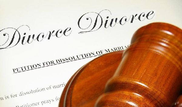 Le divorce sans juge approuvé par les députés