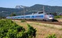 Une mère et sa fille se jettent sous un TGV