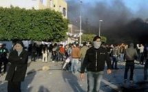 Moyen Orient: l'Iran salue un soulèvement islamique dans le monde arabe et autres infos