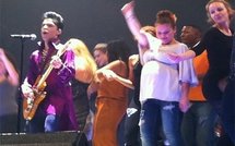 Actu People: Alyssa Milano danse très enceinte au concert de Prince