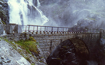 Insolites: documentaire de 134 heures et autres news