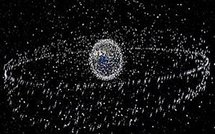 Sciences: les fragments d'un vaisseau s'écrasent