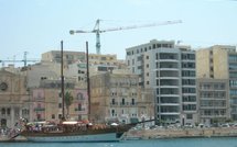 Malta news: Worker robbed