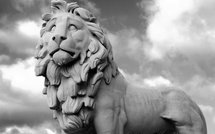 L'éruption fatale à la Terre