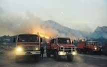 Feu de foret: les pompiers à bout de souffle