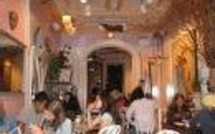 Souris et cafards pour un dessert en or