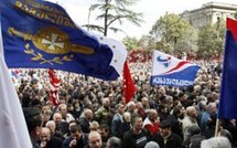 A la Une du jour: Sarkozy, Bruni, Clinton en chute? et autres actus