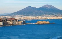 Brèves insolites:  Naples aux enchères sur Ebay et autres actus