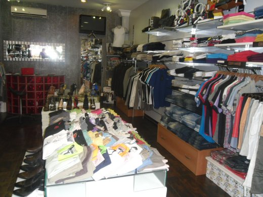 Habillement hommes femmes 3.jpg Habillement hommes femmes 3.jpg