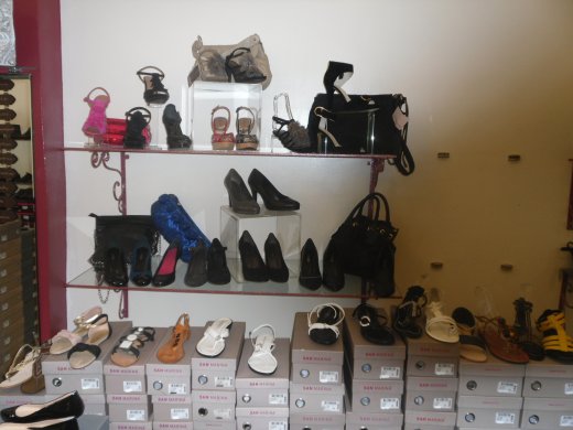 Chaussures Femmes Dakar 4.jpg Chaussures Femmes Dakar 4.jpg