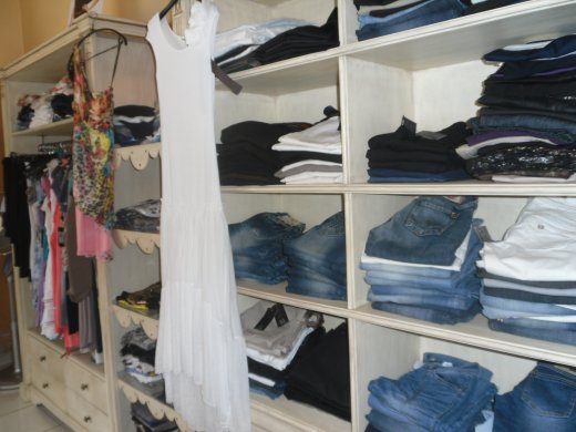 Pret à porter femmes Dakar 5.jpg Pret à porter femmes Dakar 5.jpg