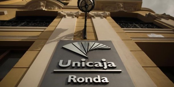 La banque espagnole Unicaja espère lever 925 millions d'euros en Bourse