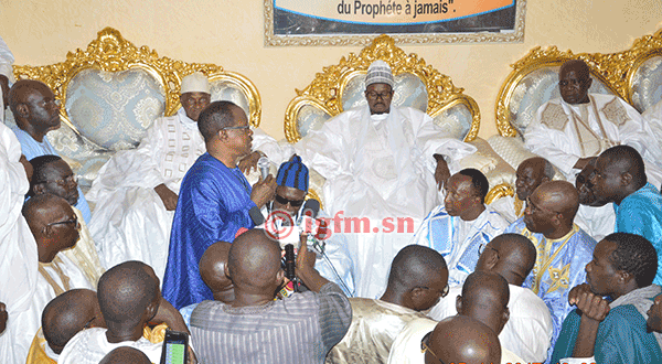Magal Touba 2017 :Quand Serigne Bass encense Me Wade