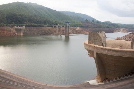 Sierra Leone : la construction du barrage de Bumbuna II (143 MW) débutera en 2018