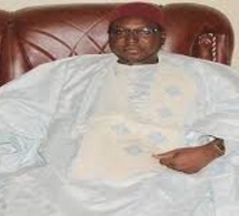 Sénégal Elections législativesLe marabout Cheikh Djibril Sow de la commune de Passy vote Benno