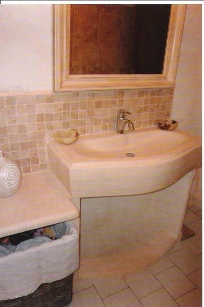 SALLEDEBAIN4.JPG SALLEDEBAIN4.JPG