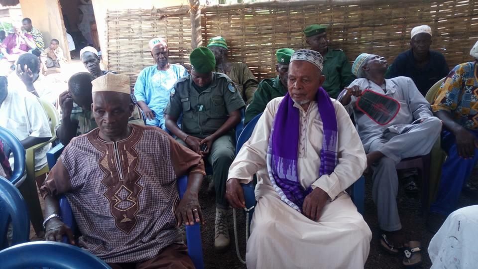 maître Godiba voyant marabout assemblé maître Godiba voyant marabout assemblé